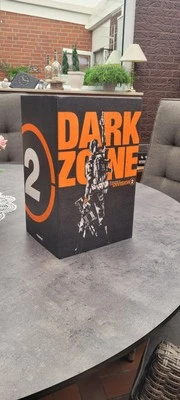 Tom Clancy's the Division 2 Dark Zone Collectors Edition PS4 - Bild 1 von 4