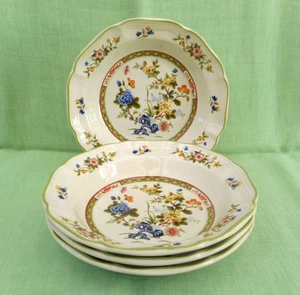 4 Mikasa Heritage" Imari Bouquet" rim soup bowls / plates - 21.5 cm (8.5") dia'r - Picture 1 of 4