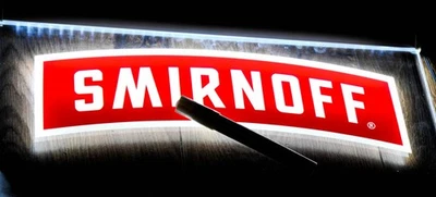 Smirnoff  Vodka LED Leuchtreklame Leuchtwerbung Illuminated Schreibtafel - Bild 1 von 3