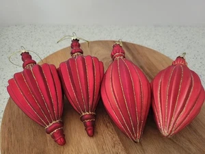 Juego de 4 Bombillas Adornos Árbol de Navidad Vidrio Forma Ovalada Linterna Plisada Roja - Imagen 1 de 6