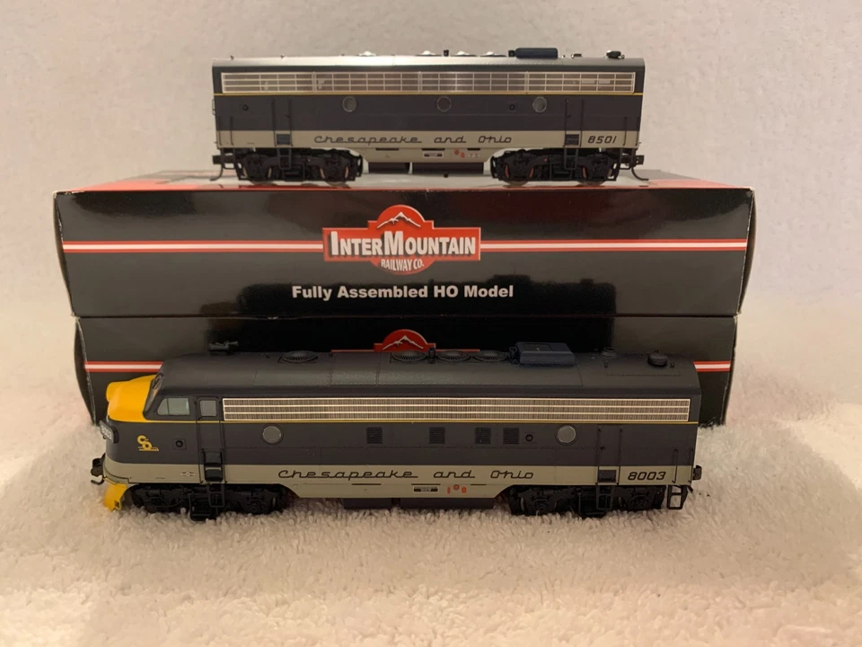Intermountain HO Scale C & O EMD FP7/F7B Diesel Locomotive Set DC Tested - Image 1 of 4