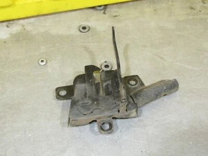 2005-2009 Subaru Outback OEM hood latch 05 06 07 08 09 - Picture 1 of 3