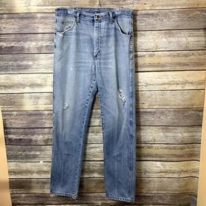 Men's Wrangler Jeans 36 x 32 Straight Leg Destroyed - Picture 1 of 3