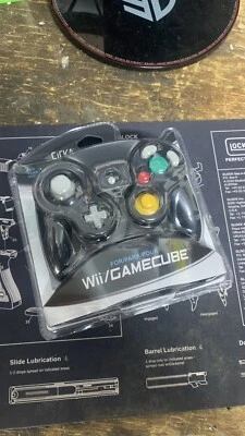 Brand New Nintendo GameCube Wii Controller - Image 1 of 3
