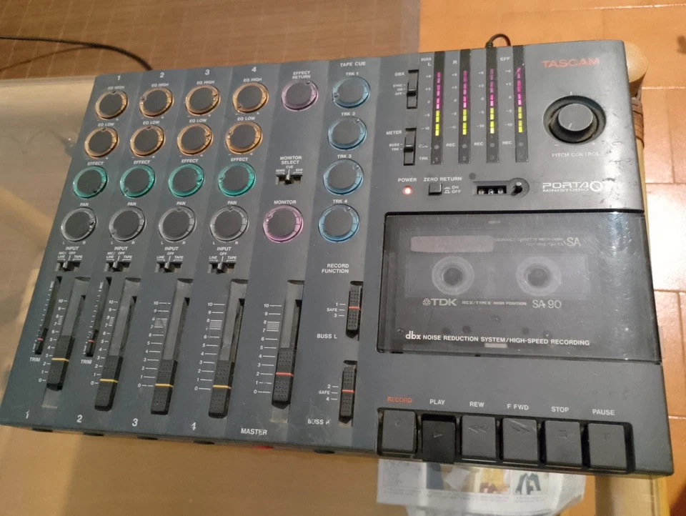 Tascam Porta 07 ministudio cassette multitrack recorder - Imagen 1 de 4
