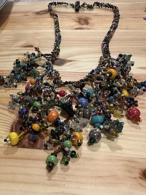 Collar de cuentas de vidrio con cuentas a mano de Guatemala Foto 1 de 4