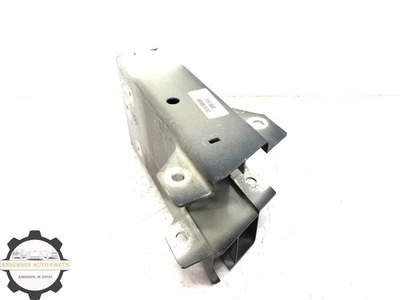 2017-2024 年沃尔沃 S90 V90 右通行证前置发动机加固框架支架 原始设备制造商 — 第 1/4 张图片