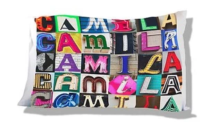 Personalisierter Kissenbezug CAMILA mit dem Namen auf Fotos von Zeichenbuchstaben - Bild 1 von 1