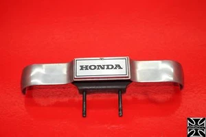 82 1982 HONDA MAGNA  750 EMBLEM - Picture 1 of 9