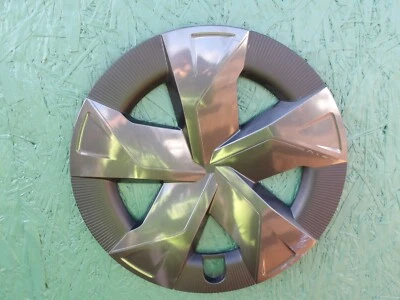 TOYOTA PRIUS LE HUBCAP 2023 2024 2025 FACTORY ORIGINAL 17" WHEEL COVER C - Image 1 of 3