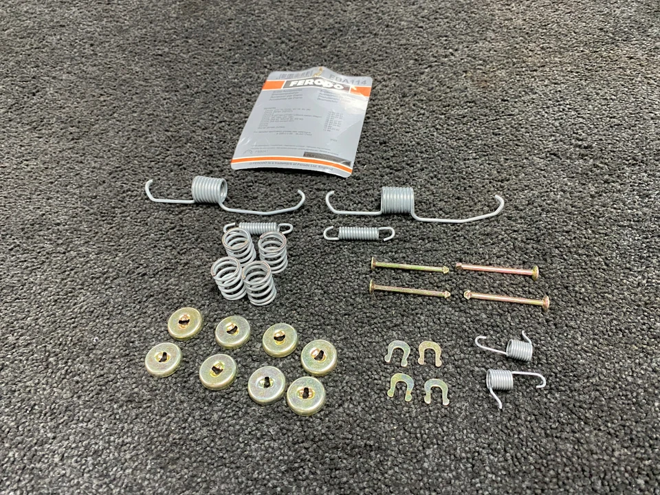 KIT DE MONTAJE DE ZAPATOS DE FRENO PARA TOYOTA CALDINA CAMRY SV10 LINDA ECOROLLA E90 E110  Foto 1 de 1