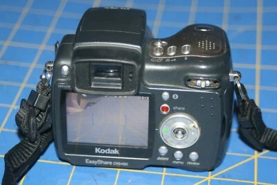 Kodak EASYSHARE DX6490 4.0MP Digital Camera 10x Optical Zoom - Image 1 of 4