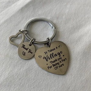 Silber Schlüsselanhänger Danke Geschenk It Takes A Village, Thank You For Being A Part O - Bild 1 von 1