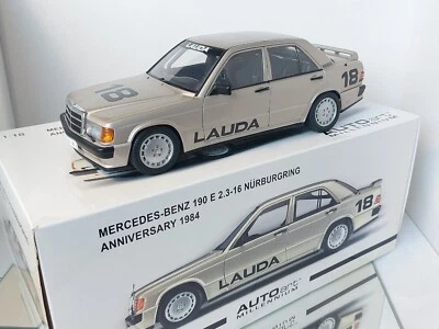 AUTOart Mercedes-Benz 190 E 2.3-16 Nürburgring 1984 Lauda Anniversary 1:18 Co... - Immagine 1 di 4
