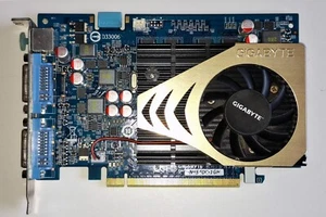 Gigabyte Geforce 9500 GT / GV-N95TOC-1GH - 1GB GDDR2 memory - PCIE 2 + SLI ready - Picture 1 of 4