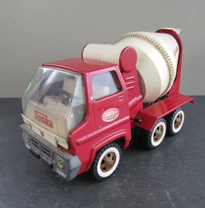 Vintage Tonka Toy. Gas Turbine Cement Mixer Red Pressed Steel 1970's - Picture 1 of 11