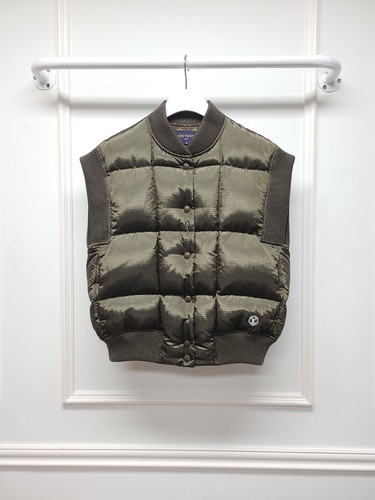 LOUIS VUITTON（LV） Louis Vuitton giacca bomber imbottita senza maniche verde kaki 38 48189839