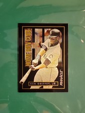 1993 Score #13 Ken Griffey Jr. Pinnacle Home Run Club 
