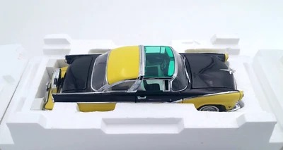Franklin Mint 1/24 1955 Ford Fairlane Crown Victoria black-yellow - Immagine 1 di 4