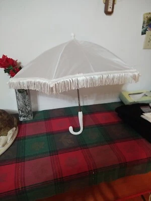 Paraguas de nailon blanco, 19" Foto 1 de 4