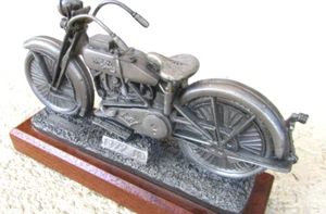 Harley Davidson 1922 JD V Twin pewter motorcycle great display office / man cave - Picture 1 of 12