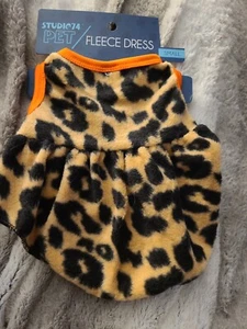Pet Small Dog/ Cat Leopard Fleece dress ,Warm, Back length up to 10 inches - Picture 1 of 4