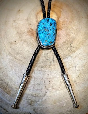 Corbata Bolo con rara AAA Kingman tela de araña negra turquesa en .925 esterlina Foto 1 de 3