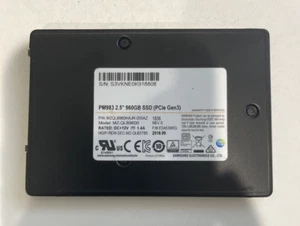 Samsung PM983 960GB - 2.5" Enterprise SSD PCIe Gen 3.0 Black (MZ-QLB960) - Picture 1 of 2