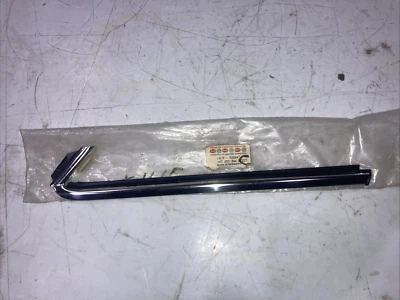 1984-1994 Audi 100 200 5000 V8 RH side trim  1/4 window 443853346D 2ZZ New Oem - Image 1 of 4
