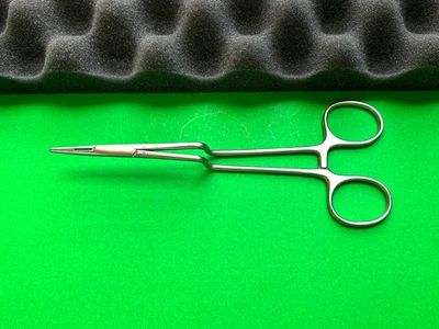 KARL STORZ M7500 Straight 14mm Jaw Bayonet Needle Holder 16.2cm Length - Image 1 of 4