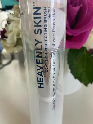 IT Cosmetics Heavenly Skin CC+ Skin-Perfecting Brush - Image 1 of 4