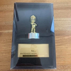 Gold Super Mario Figure Club Nintendo Platinum Member Exclusive Limited Edition - Picture 1 of 6
