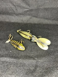 Two Vintage Fishing Lures A 5” Hellbender And 3” Top Water Lure - Picture 1 of 17