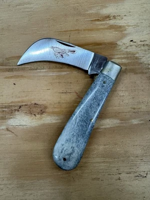 1980s PARKER IMAI K86 RED TAIL HAWK HAWKBILL KNIFE SMOOTH APPALOOSA BONE HANDLES - Image 1 of 4