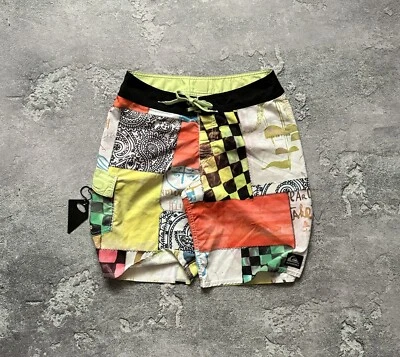 Bermuda de surf Quiksilver Quicksilver 30 praia surf retalhos verão natação - Imagem 1 de 4