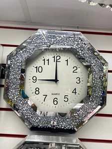 35×35CM CRUSHED CRYSTAL DIAMOND FILLED MIRRORED WALL CLOCK HEXAGON SHAPE - Picture 1 of 1