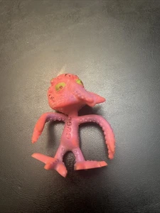 Vintage Marty Outer Terrestrials Okky 3" Bendable Figure Monster Alien 1983 - Picture 1 of 2