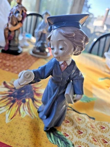 Lladro Figurine #6271 Graduation Boy With Cap, Gown & Diploma - MINT - Picture 1 of 9