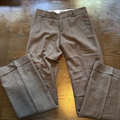 Pantalones de tiro bajo Banana Republic Martin Fit pierna acampanada talla O marrón  Foto 1 de 4
