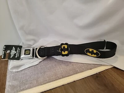 Cinturón de seguridad con hebilla collar de perro escudo de Batman DC Comics - Hecho en EE. UU. Pequeño Nuevo Foto 1 de 4