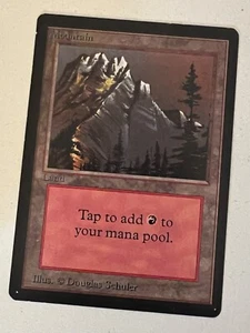 Magic the Gathering MTG Beta Mountain v.2 (LIGHT) LP- (Beta Bob) - Picture 1 of 2