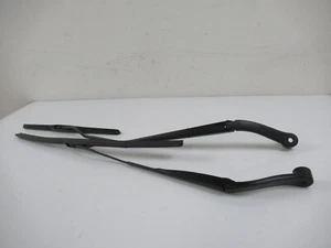 Suzuki Vitara LY 15-24 Wischerarm /e vorne links +rechts 0418G97A - Picture 1 of 6