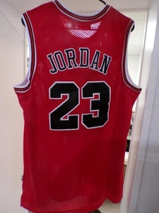 MICHAEL JORDAN - Brand New BULLS JERSEY! Size 48 XL - NWT - Picture 1 of 5