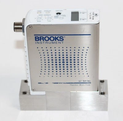 Brooks GF125CXXC Mass Flow Controller GF125C-203331, N2, 2600 SCCM - Image 1 of 4
