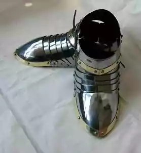 Medieval knight 18 gauge Armor Sabatons Shoes Warrior Gothic Iron & Steel Shoes - Foto 1 di 4