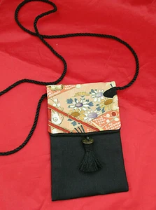 LIQUIDACIÓN Kimono Diseños Bolso de Hombro Seda Patrón Floral Correa de Cordón Negro 8"  - Imagen 1 de 5