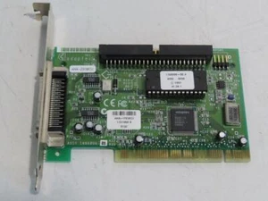 ADAPTEC AHA-2930CU MAC PCI SCSI SE HOST ADAPTER CARD 1686806-05 50 PIN - Picture 1 of 3