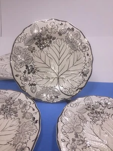 Antique Majolica Strawberry plates ivory with silver trim set of 4 - Picture 1 of 10
