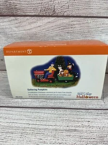 Department 56 The Original Snow Village Halloween "Gathering Pumpkins" 56.55200 - Picture 1 of 4