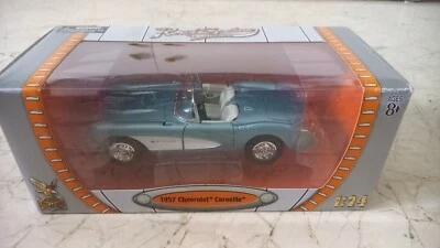Chevrolet Corvette de 1957 a 1/24 Road Signature - Imagen 1 de 2